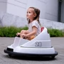 Kép 2/4 - Elektromos gyermek dodzsem 6V, akku+távírányító, fehér