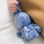 Kép 2/2 - Nattou felhúzós rezgő játék plüss Lapidou - Octopus kék